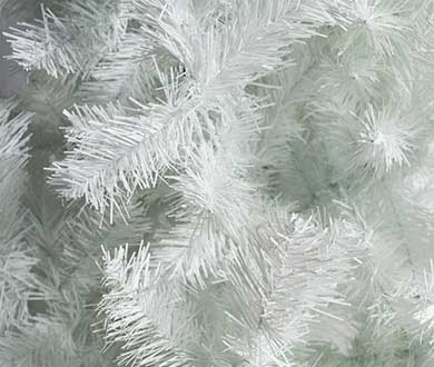 Белые искусственные ёлки в Санкт-Петербурге